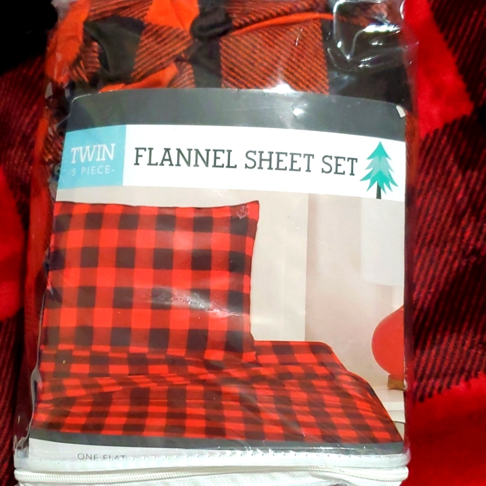 Twin Flannel Sheet Set